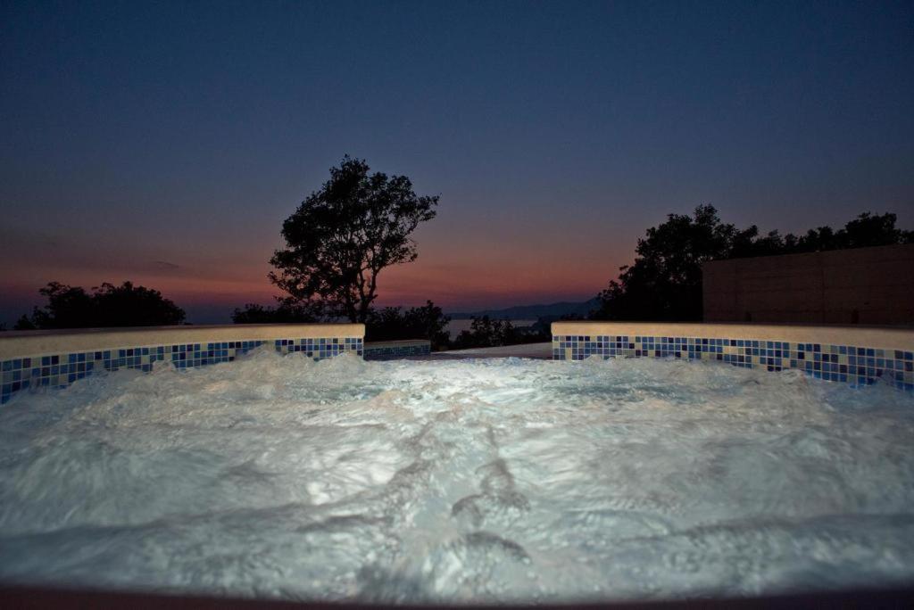 Luxury Villa Crystal Blue Sveti Stefan Esterno foto