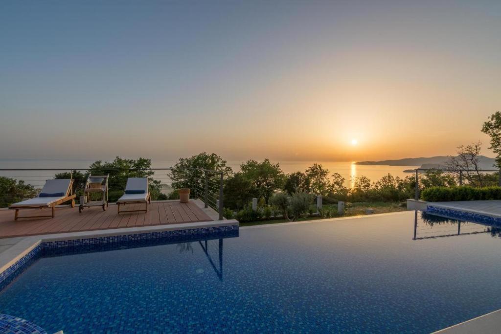 Luxury Villa Crystal Blue Sveti Stefan Esterno foto