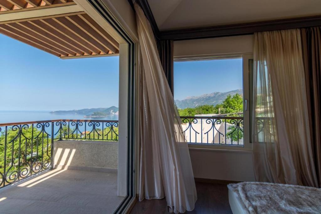Luxury Villa Crystal Blue Sveti Stefan Esterno foto