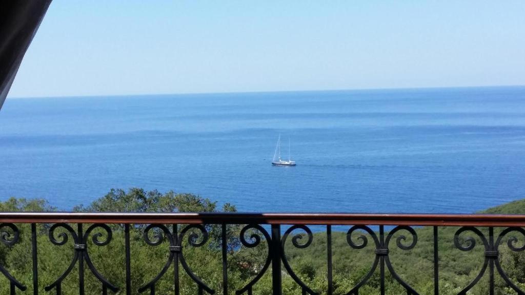 Luxury Villa Crystal Blue Sveti Stefan Esterno foto